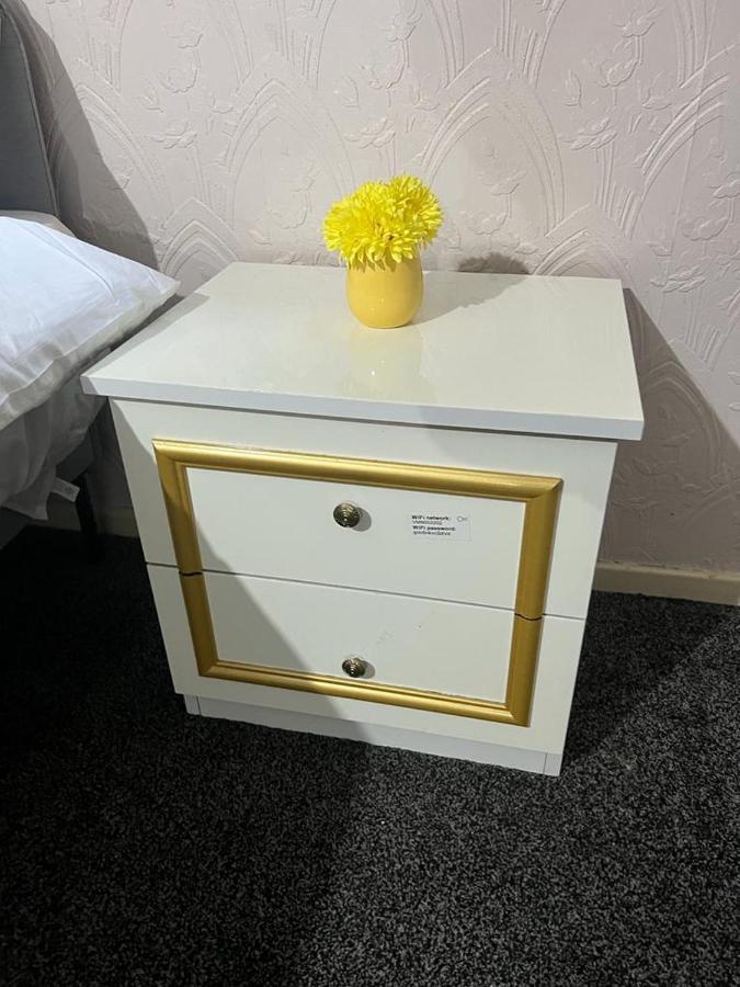 Indulge Hockley Hotel - With Free Front Parking - 10 Min Drive To Birmingham City Centre Bull Ring, Grand Central, Tesco Superstore, Primark & Commonwealth Games Exterior foto