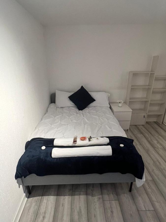 Indulge Hockley Hotel - With Free Front Parking - 10 Min Drive To Birmingham City Centre Bull Ring, Grand Central, Tesco Superstore, Primark & Commonwealth Games Exterior foto
